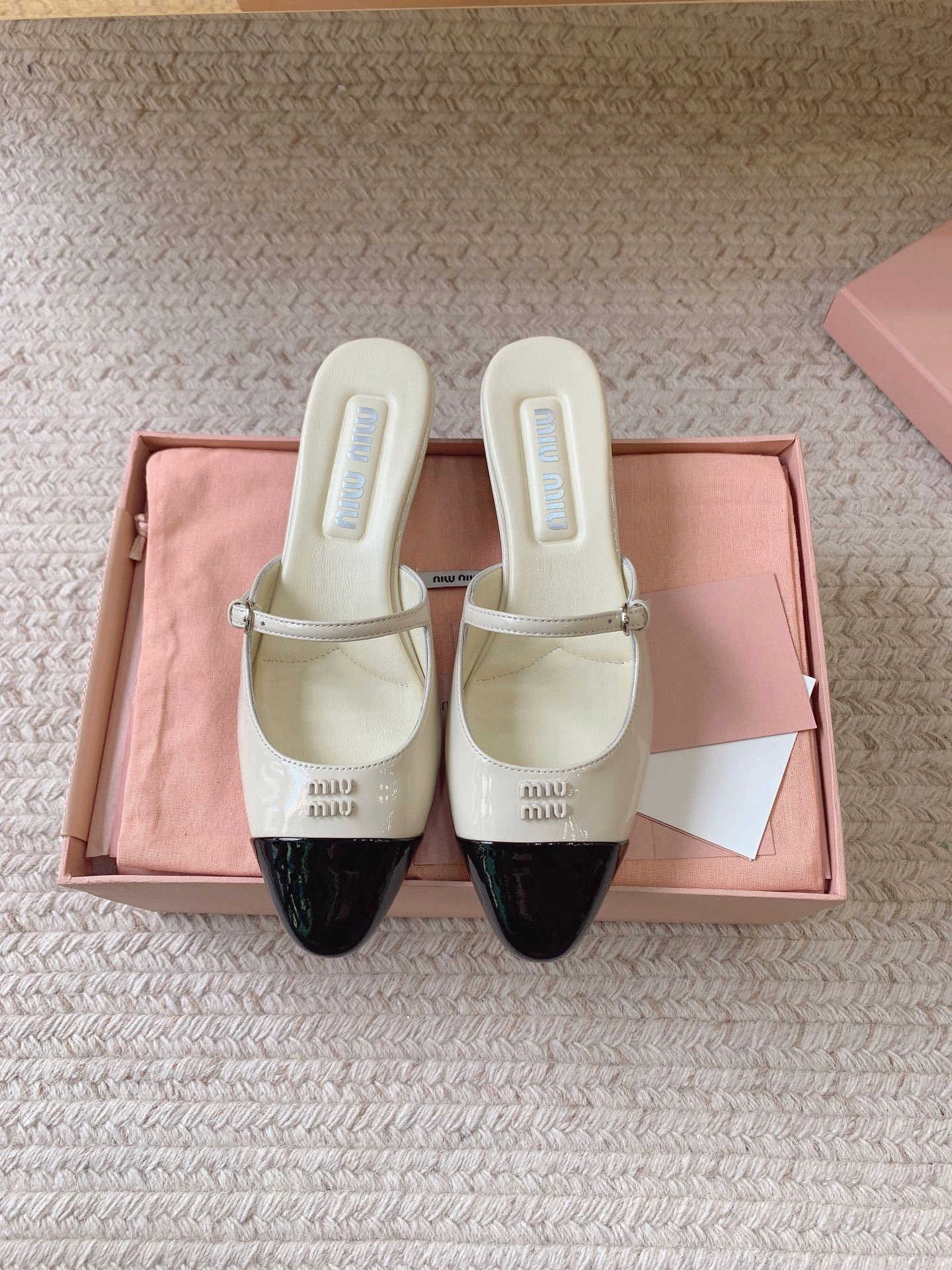 COCO-- 5I077E_06E_F0A72_F_025 Heel height 2.5cm item:D-X02A1027